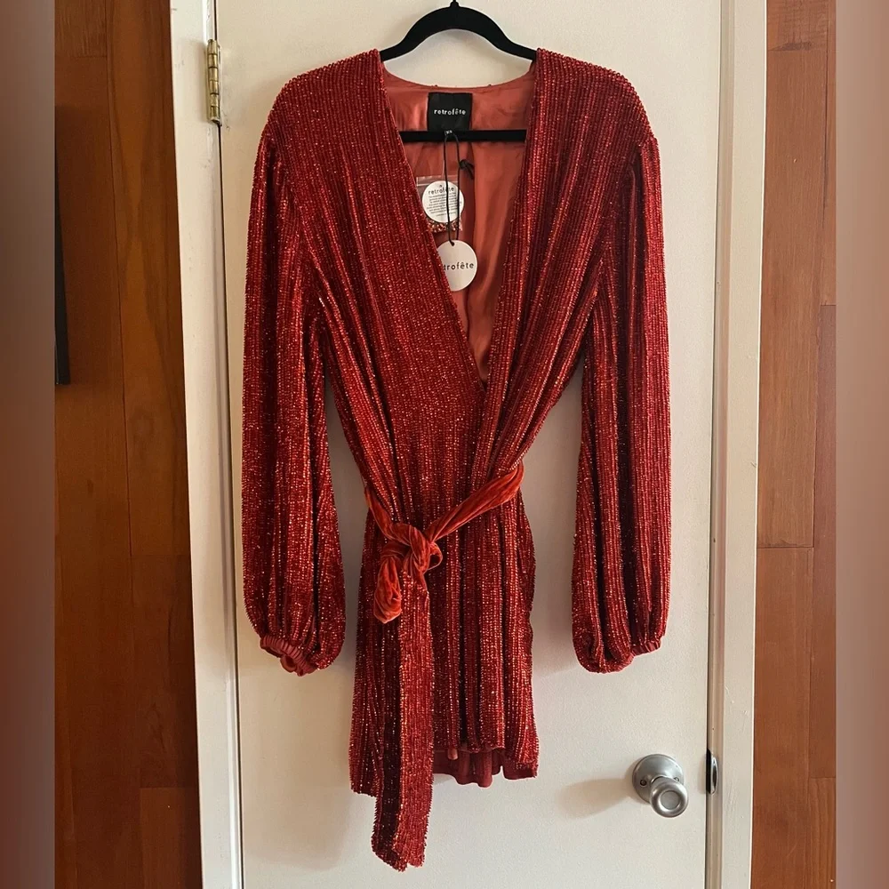 Retrofête Gabrielle Robe in Ruby Red - Picture 5 of 12